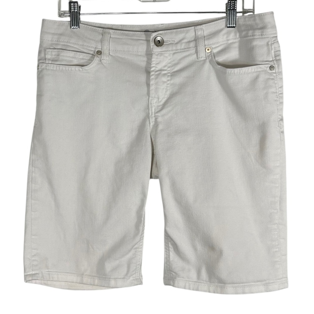 Stylus Womens White Bermuda Shorts Size 30/10 Stretch Denim 5-Pocket Knee Length